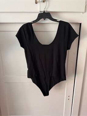 American Eagle Outfitters Black Scoop Neck Short Sleeve Bodysuit